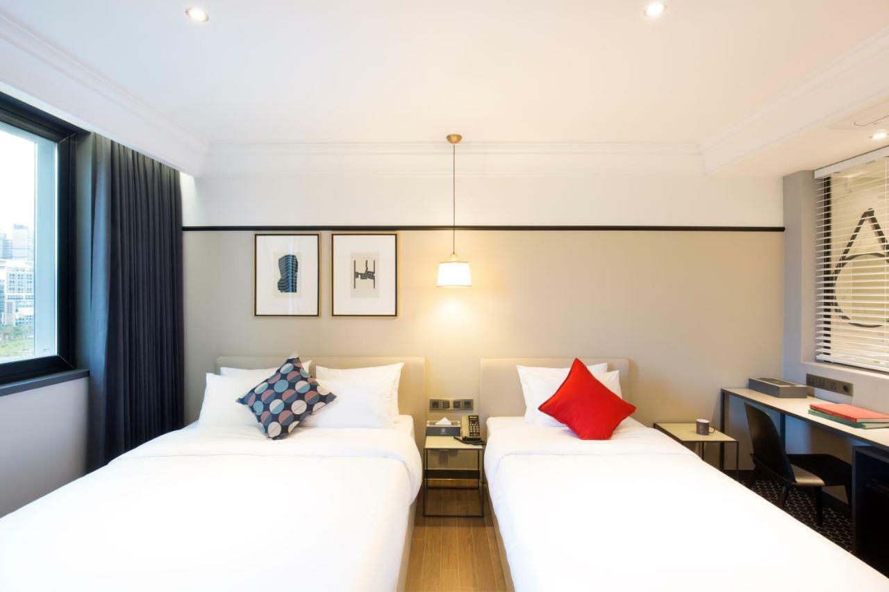 Brown Dot Hotel Jinju Buitenkant foto